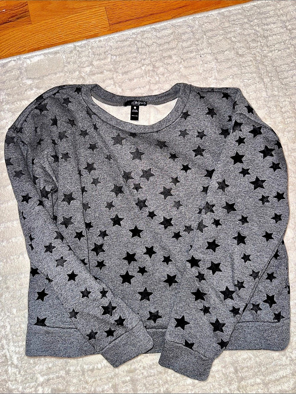 A New Day Crewneck Star Print Sweatshirt in Gray Size Medium